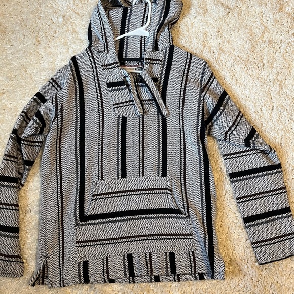 poncho hoodie - Picture 5 of 5